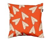 Heart shaped leaves, pillow cover