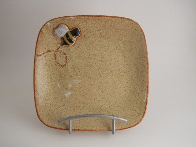 Bizzy Bee Plate