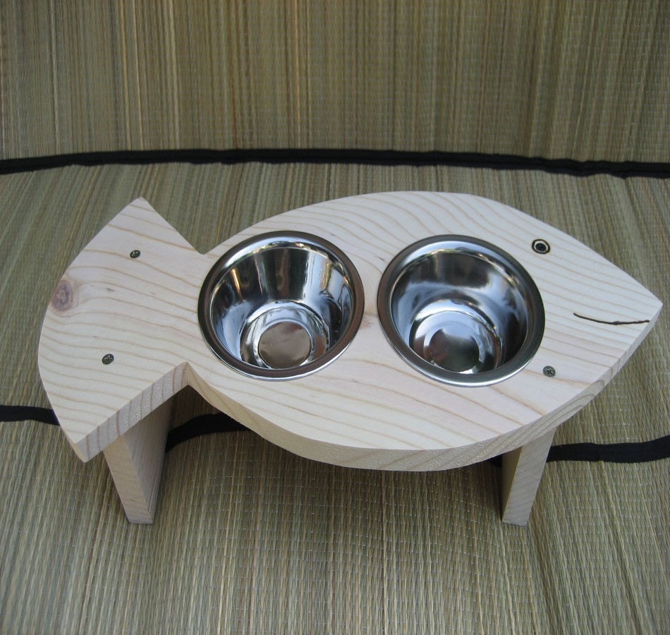 THE BIG FISH, Raised Cat Bowl, Cat Dish, Feeder, Handmade