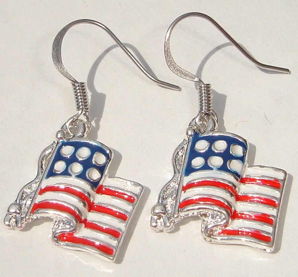 American Flags enamel charm pierced dangle earrings