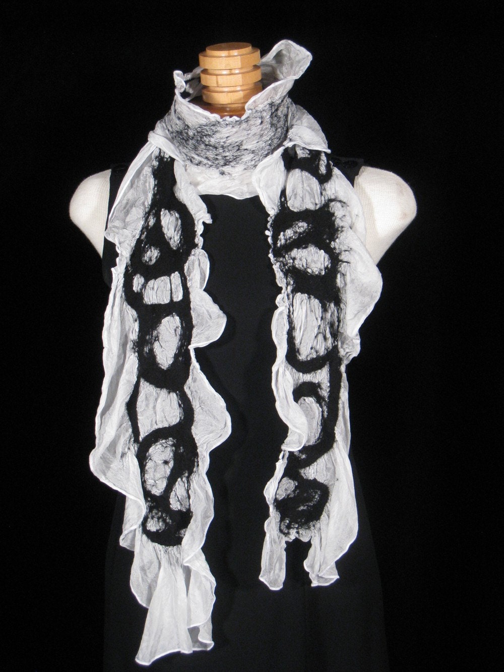 Nuno felted scarf - Black and White