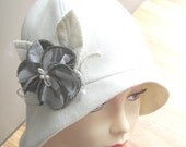 Cloche SEWING HAT PATTERN-medium - Roaring 20s flapper Cloche hat sewing pattern