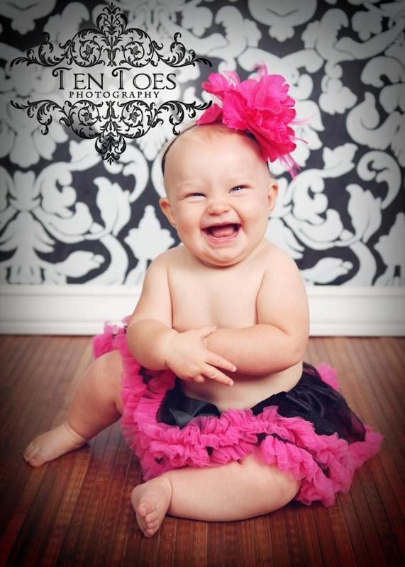 Sale .....Ready to ship Black and Hot Pink  Pettiskirt sz Premie to 14mons