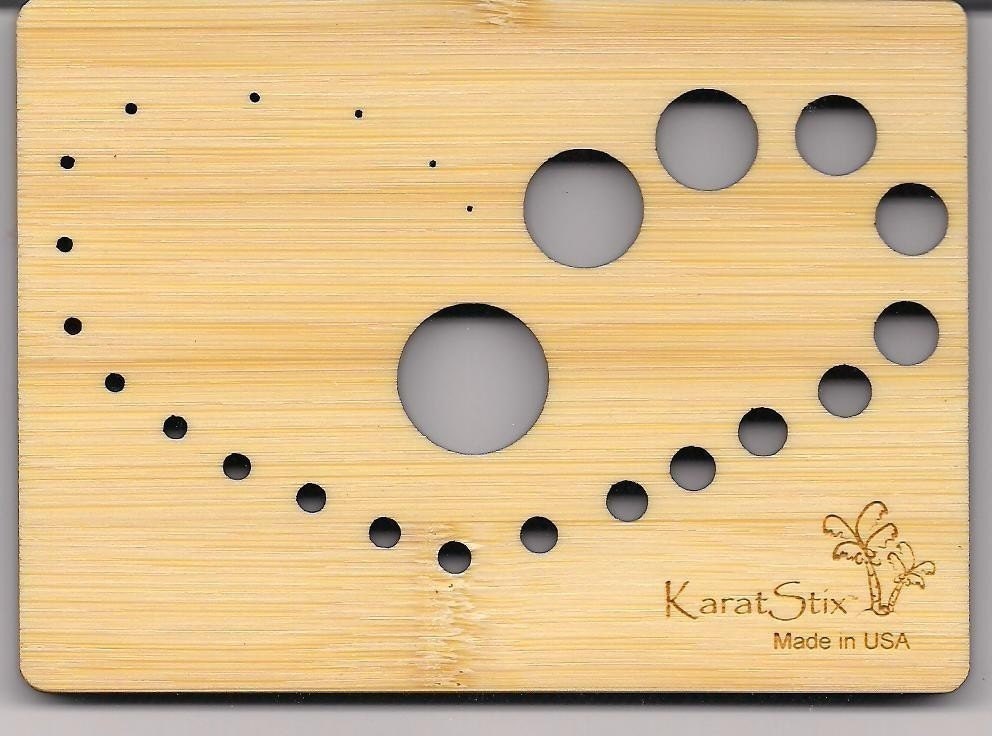 Alpaca Meadow Deluxe Knitters Rule Bamboo Needle Gauge