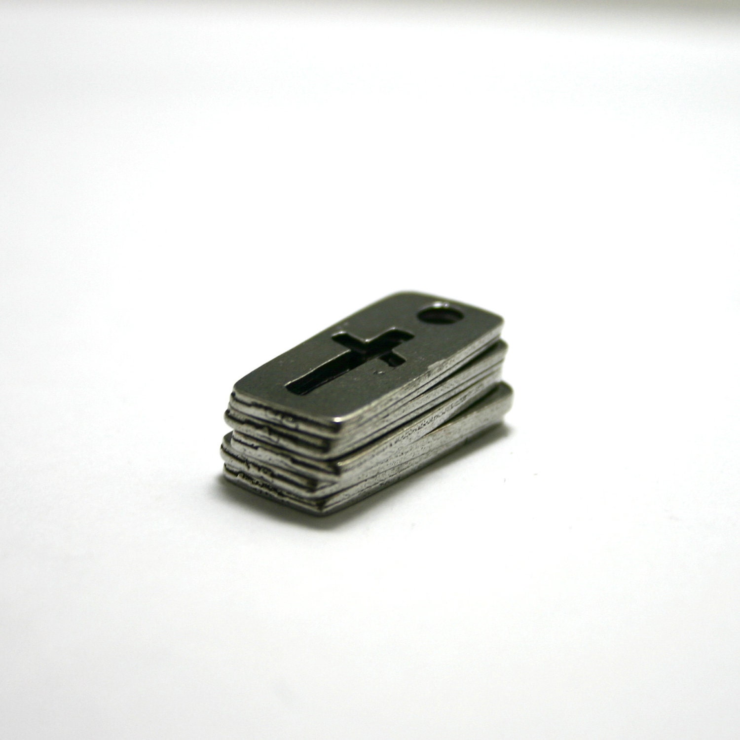 Lot of 5 pewter cross pendants
