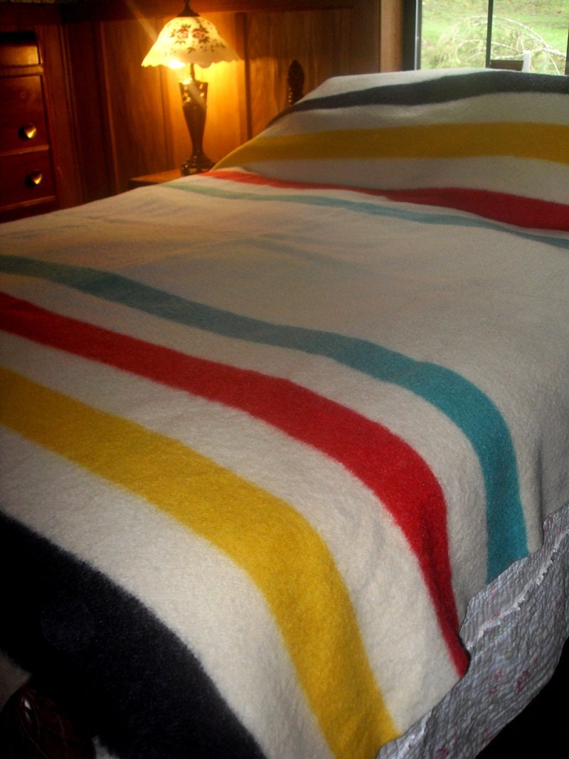 Hudsons Bay Point Blanket Striped Red Aqua 94X71 1930s