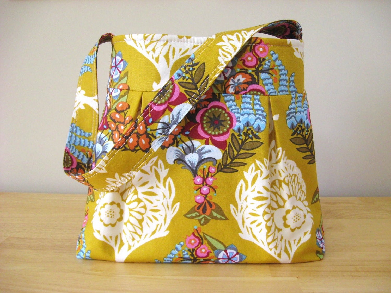 Pleated hobo Handbag Anna Maria Horner Fabric