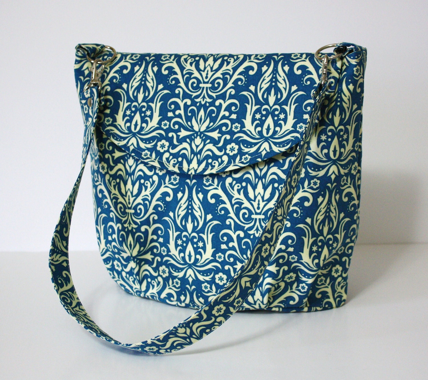 Turquoise Blue Damask Handbag with pleated bottom