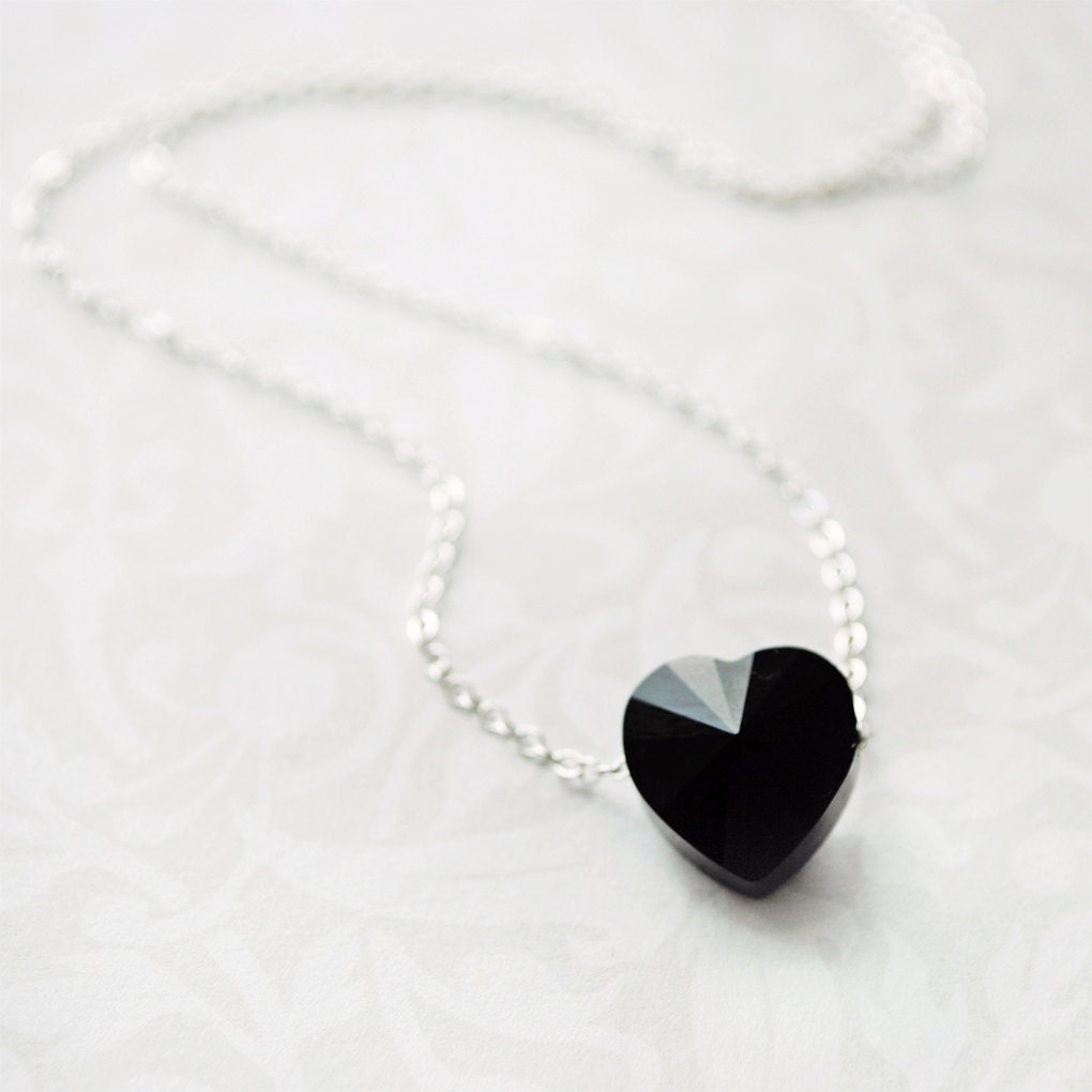 Necklace - Black FLOATING HEART