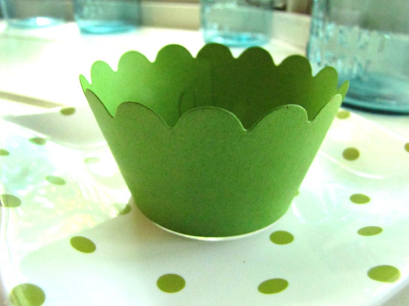 Grass Green Cupcake Wrappers