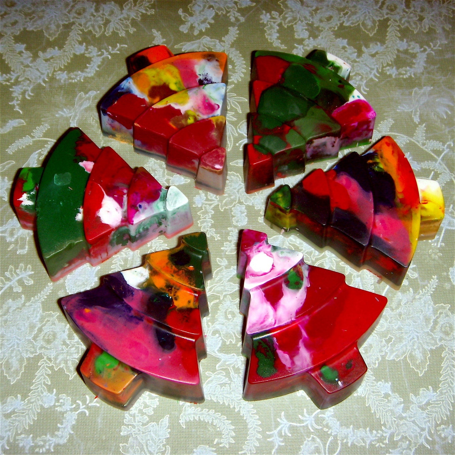 Jumbo Tree Rainbow Crayons (Set of 3)