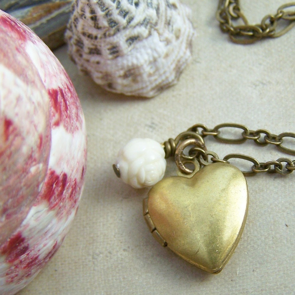 Valentine Locket, Vintage Heart Locket, Locket  Necklace, Rose Bead, Vintage Locket, Brass Heart Locket, Locket Pendant