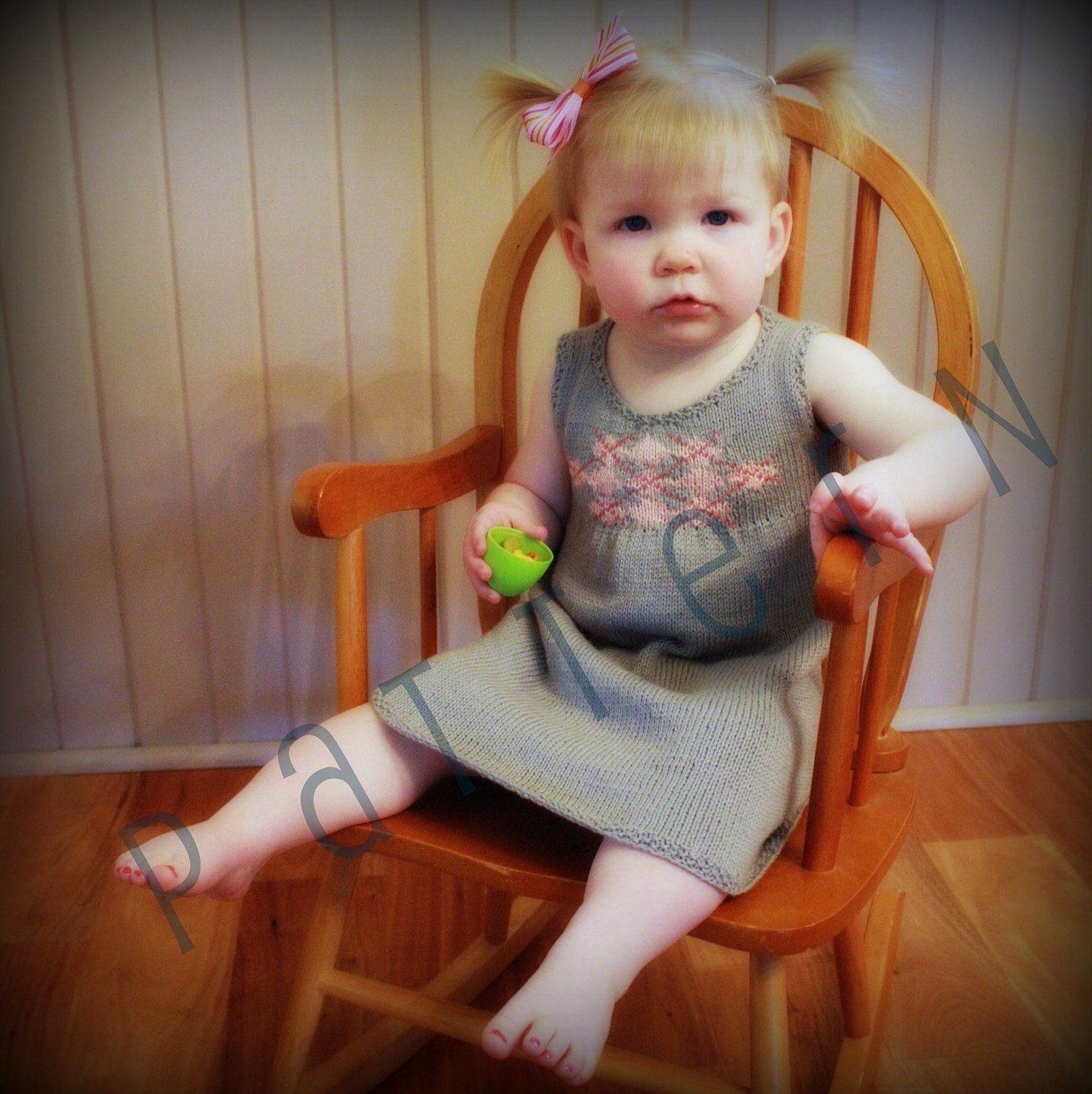 Ellie Dress Knitting Pattern Sizes newborn up to little girl size 5 (pdf file)