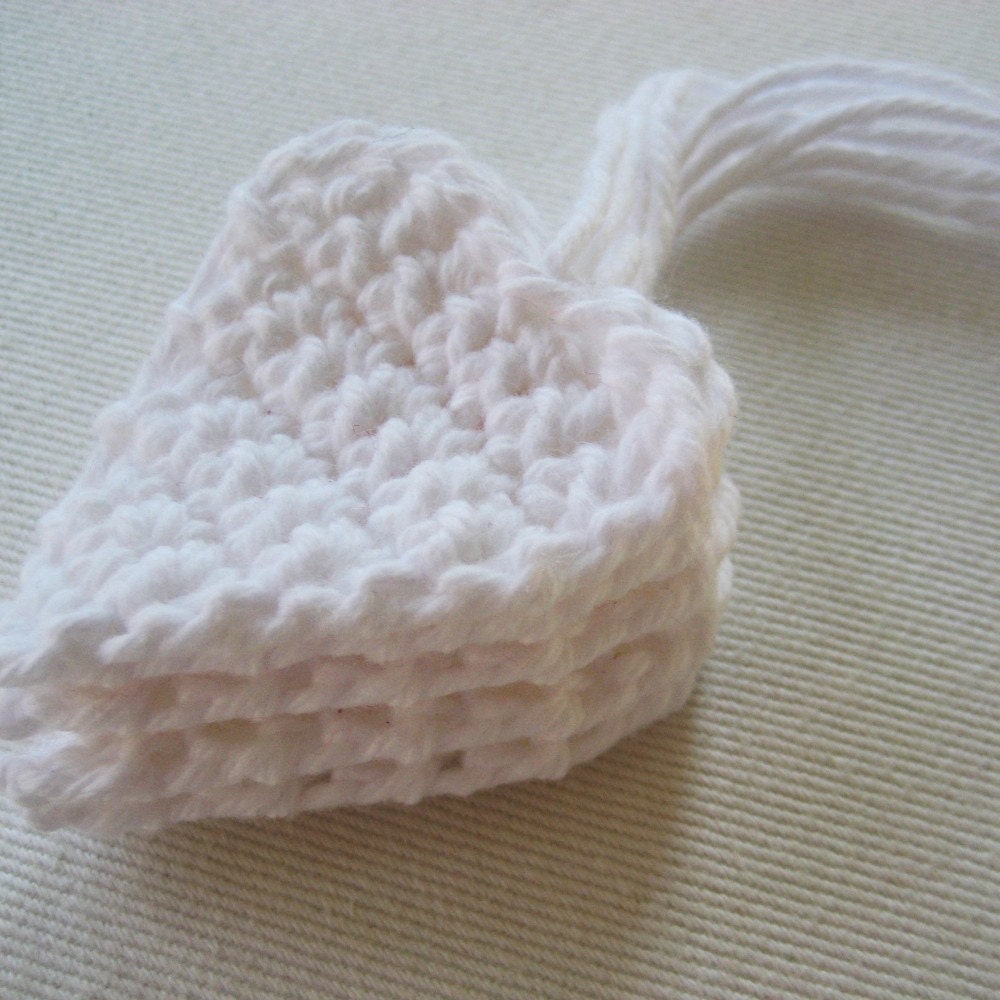 set of 5 cotton heart ornaments decorations or gift tie ons (pure white)