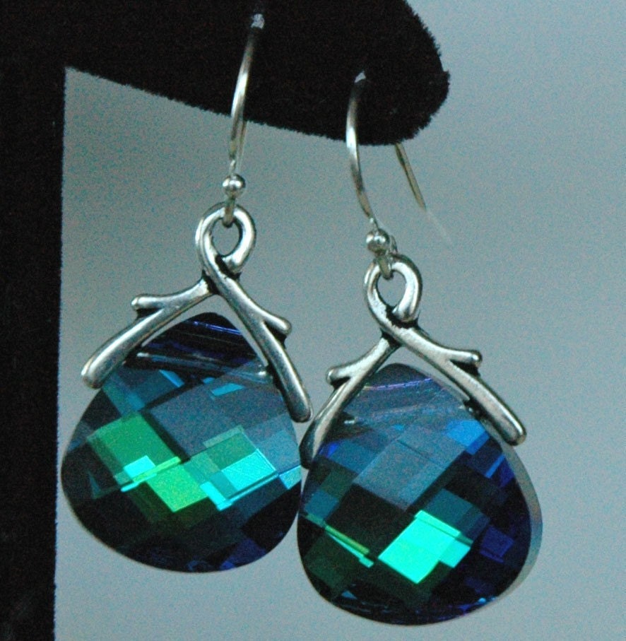 Large - Swarovski Crystal Aquamarine Green Sphinx Briolette Earrings, Bridesmaids Gift Set Jewelry Earrings