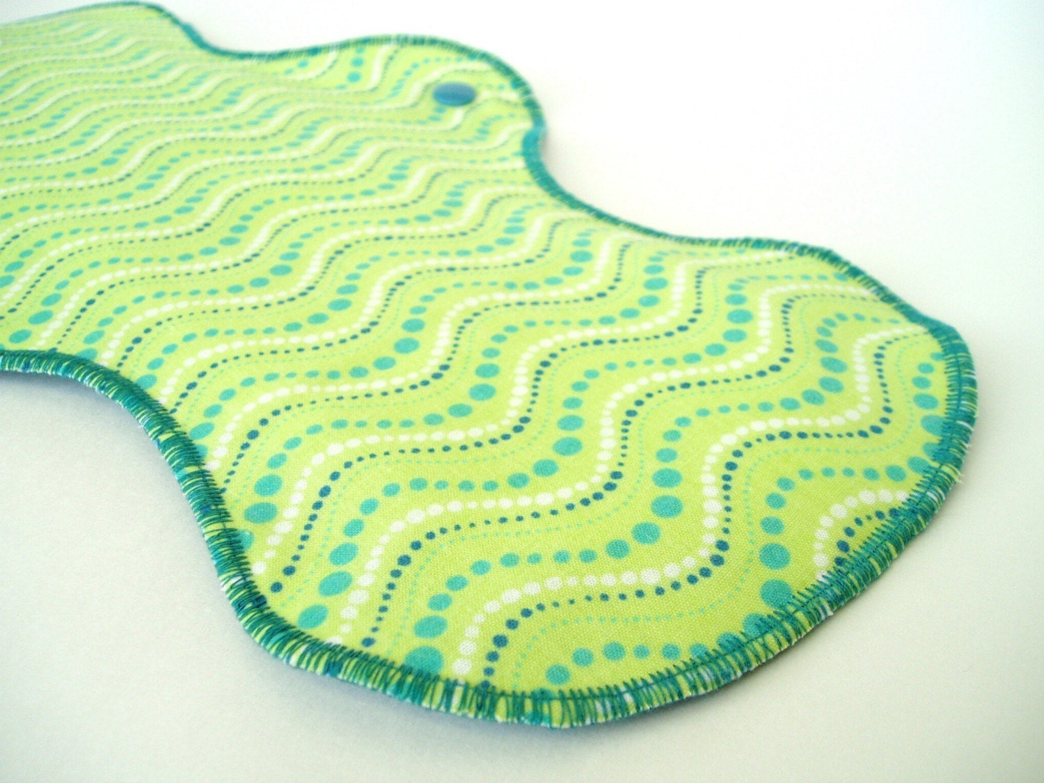 14.5in Cloth Menstrual Pad - Green Wave w/ Turquoise