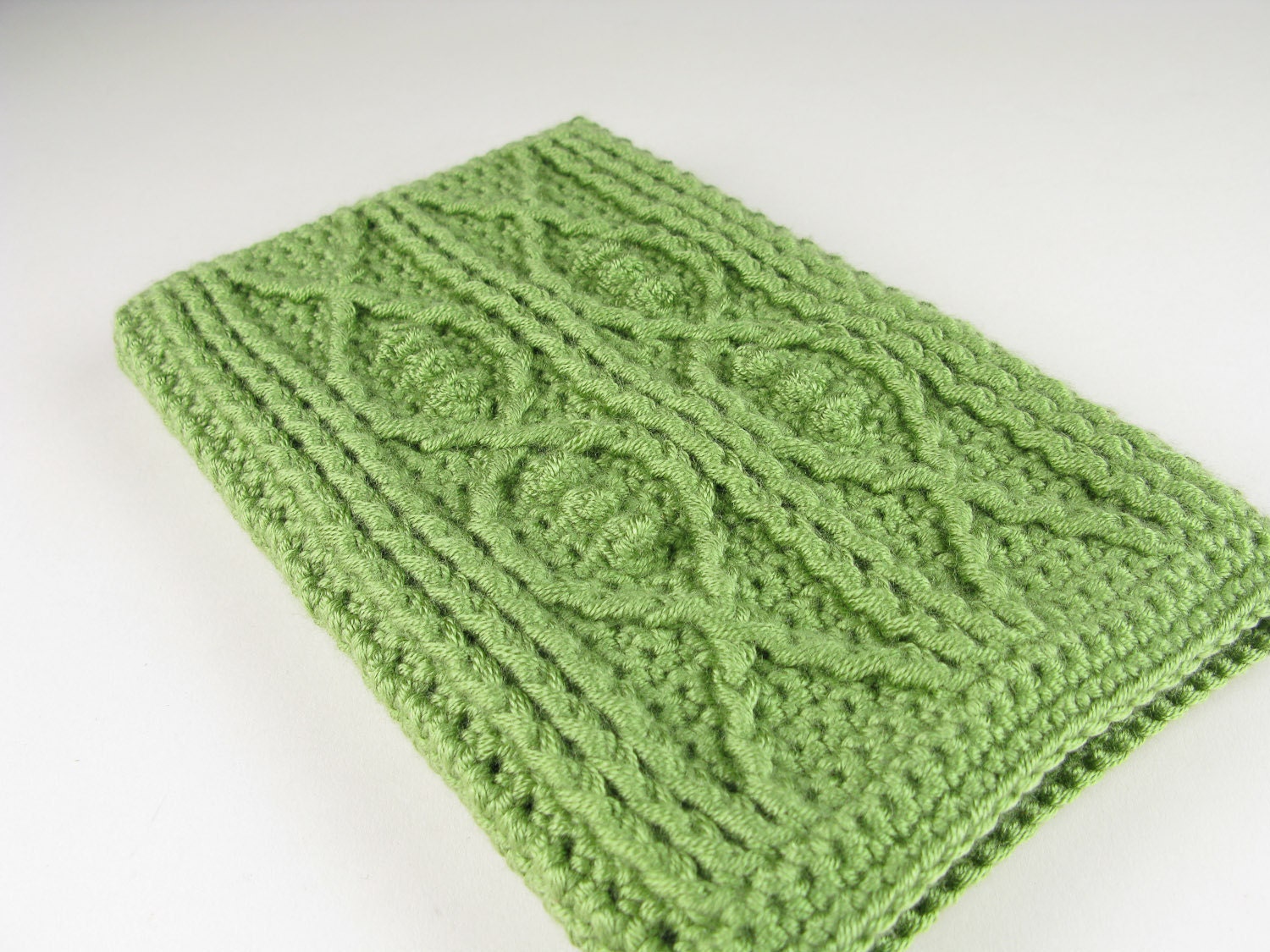 Crochet Pattern Kindle Fire Cover Crochet Cable Fish - Digital Download PDF Crochet Pattern