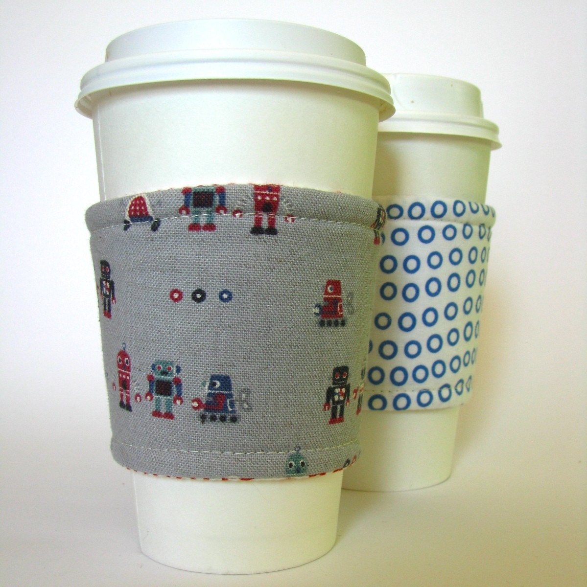Reusable Reversible Coffee Sleeve - Gray Robot Line with blue rings