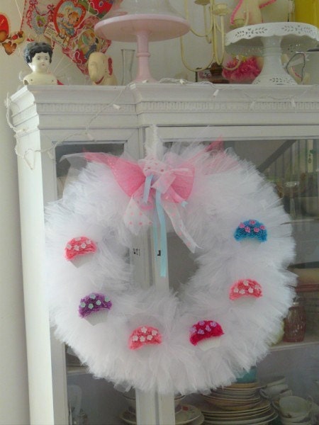 Custom Cupcake Tulle Wreath Vintage Valentines Day, Easter, New Baby crepe paper full size cupcakes in your choice of flavors, colors strawberry pink Happy Birthday Party Door  Wreath