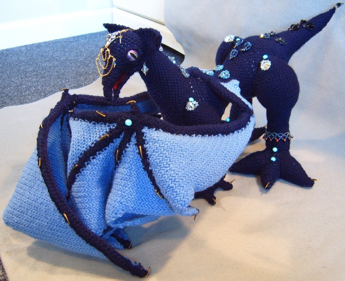 FiSele, OOAK soft sculpture dragon
