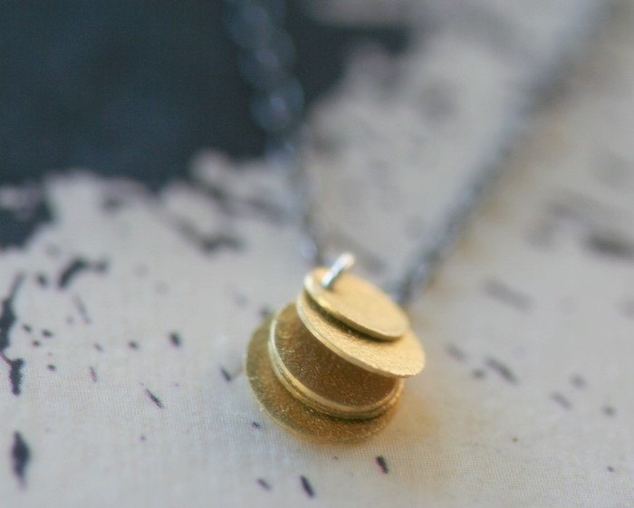 tiny golden honeyed dots necklace