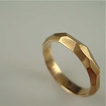 14k gold Chiseled Ring - 4mm wide