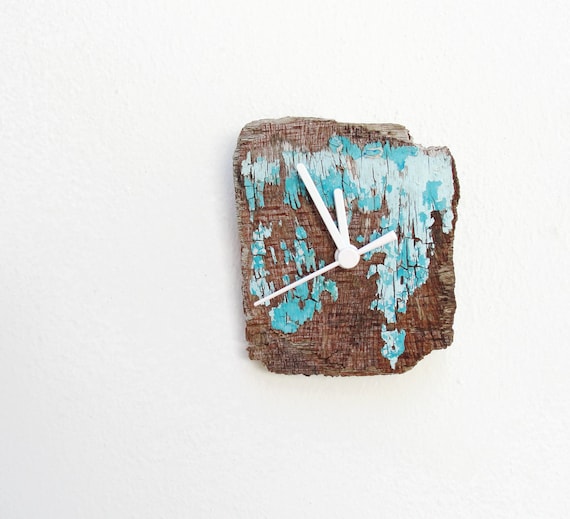 Shipwreck Clock - Driftwood Wall Hanging