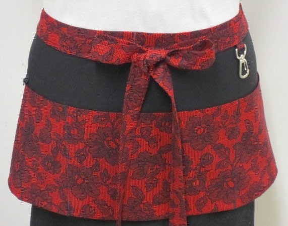Zelda Rouge Lace Zipper/Key Clasp Vendor Half Apron
