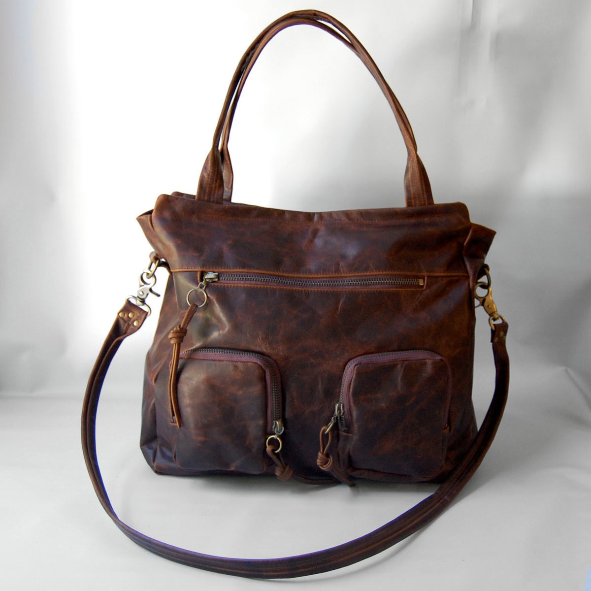 5 pocket Willow bag in antique walnut brown