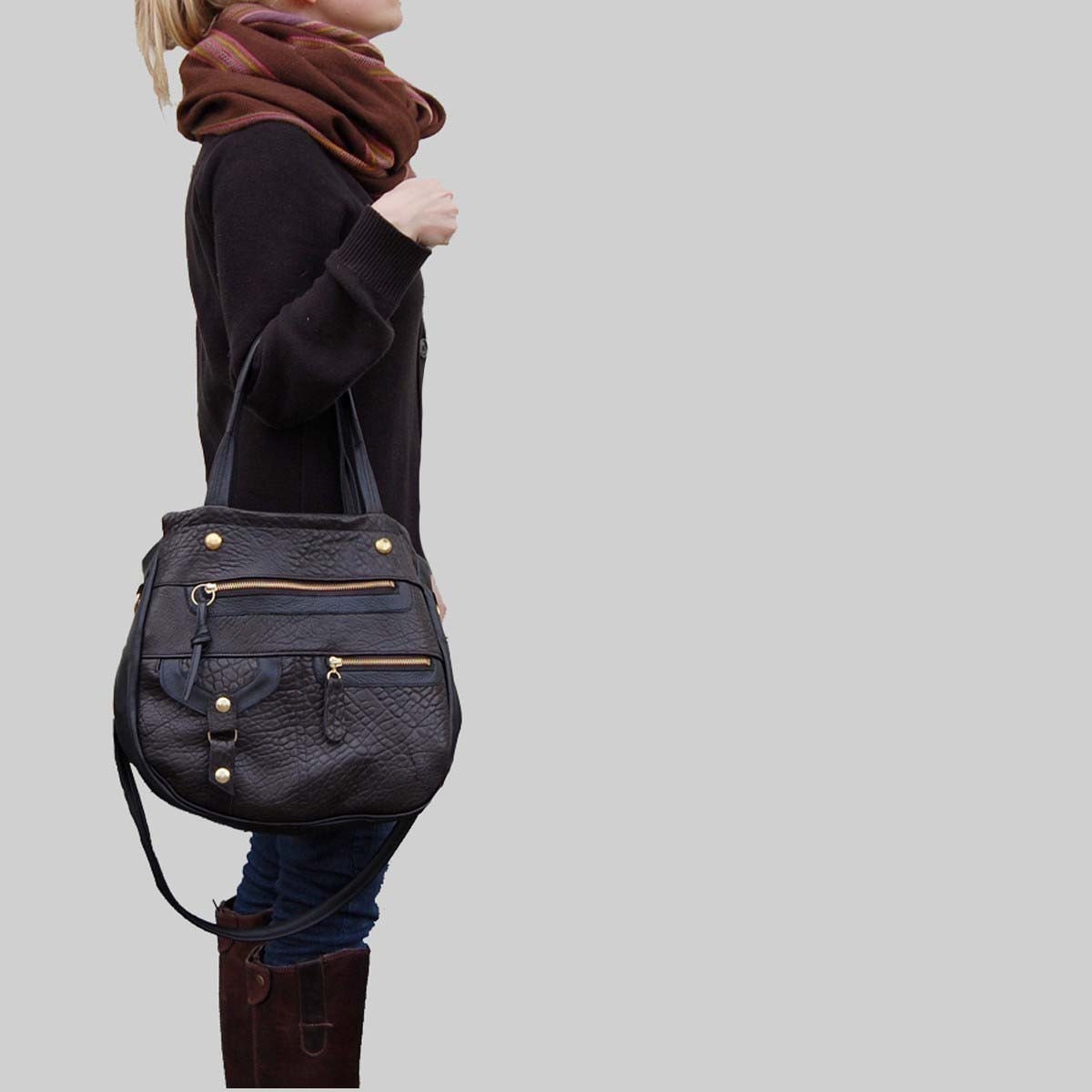 5 pocket Okinawa bag in black- clip on shoulder strap