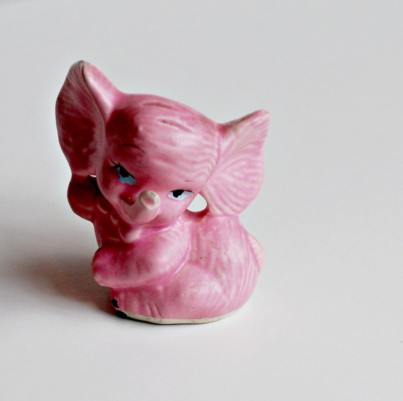 vintage pink ELEPHANT figurine / glass NOVELTY ring holder