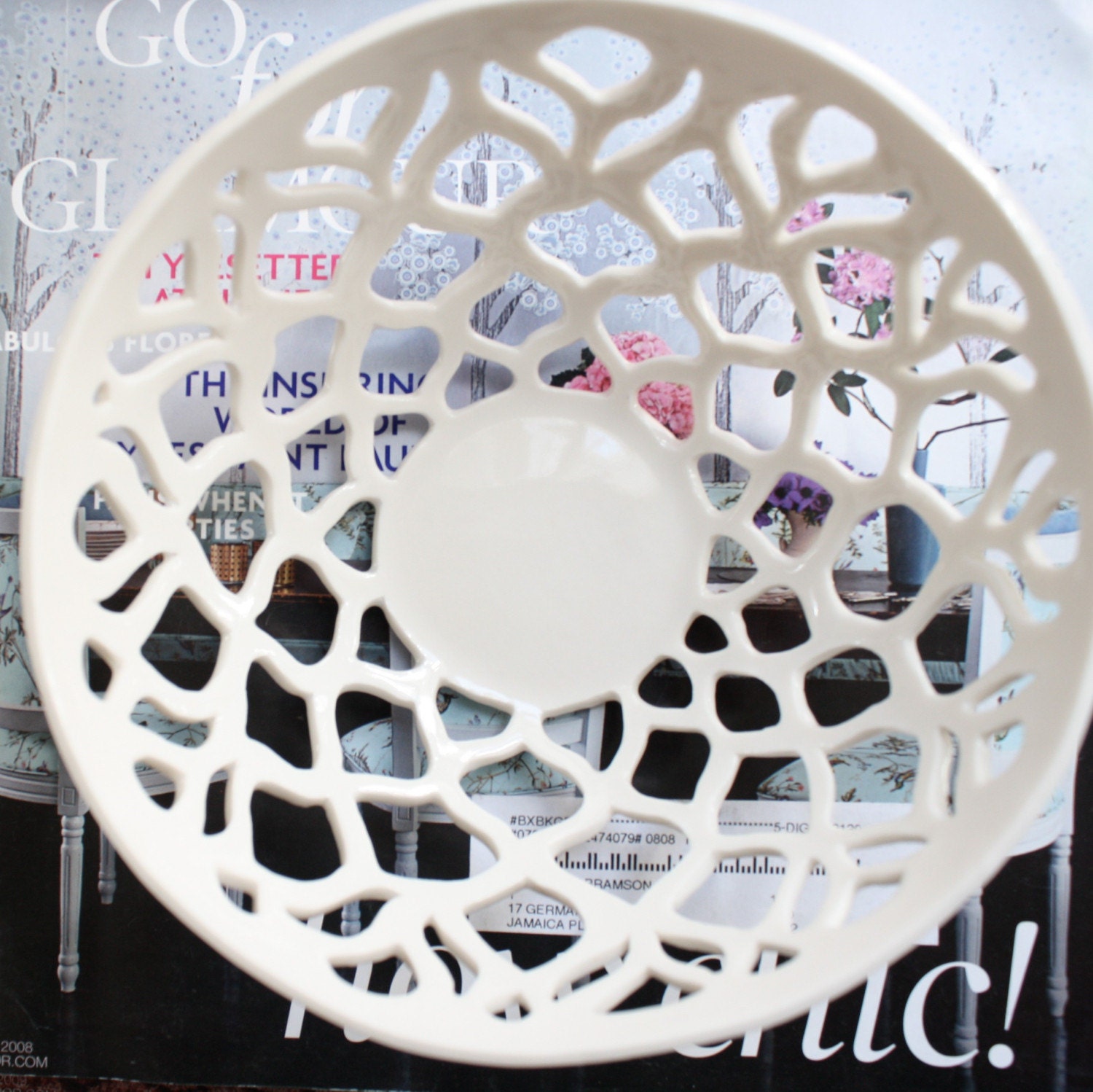 Porcelain Bowl with Lattice Design