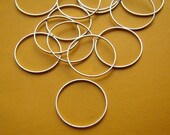 20pcs 20mm Silver Tone Smooth Closed Rings JP608