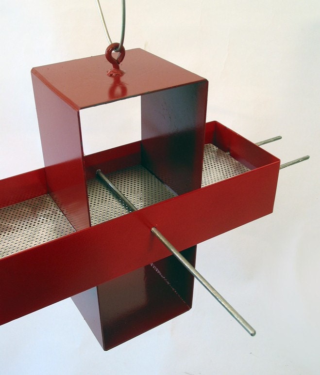 Plus Modern Bird Feeder in Colonial Red and Apple Red