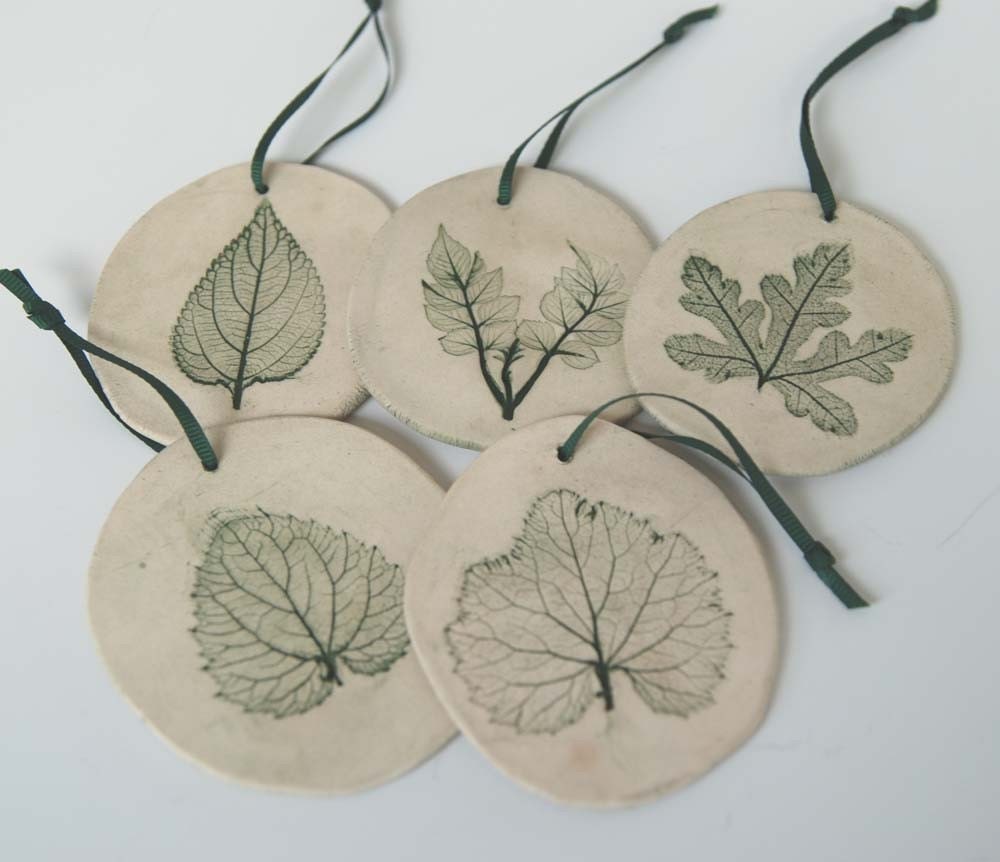 Ornaments, set of 9