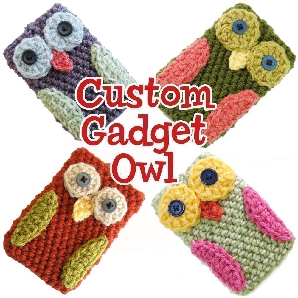 Custom GADGET OWL - Great cozy for Mp3, cell phones or cameras