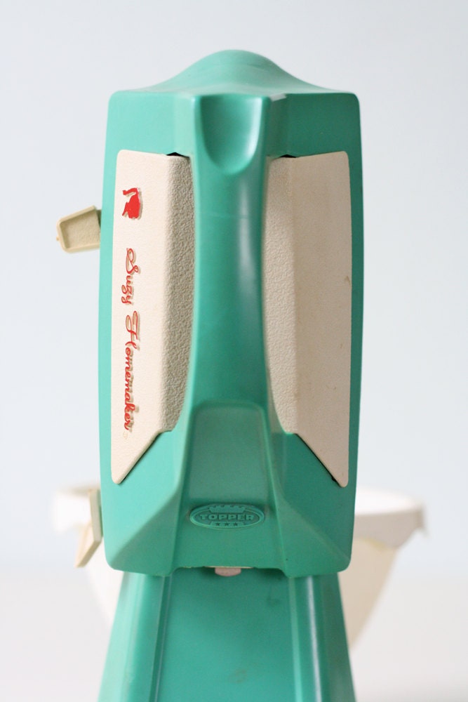 Vintage Suzy Homemaker Toy Mixer