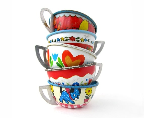 An Instant COLLECTION of TIN TEACUPS - Set of 5