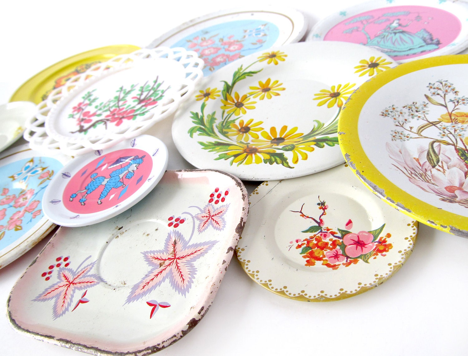 Summer Garden - FLOWER SAUCERS - Instant Collection of Toy Saucers, Set of 11 Pieces