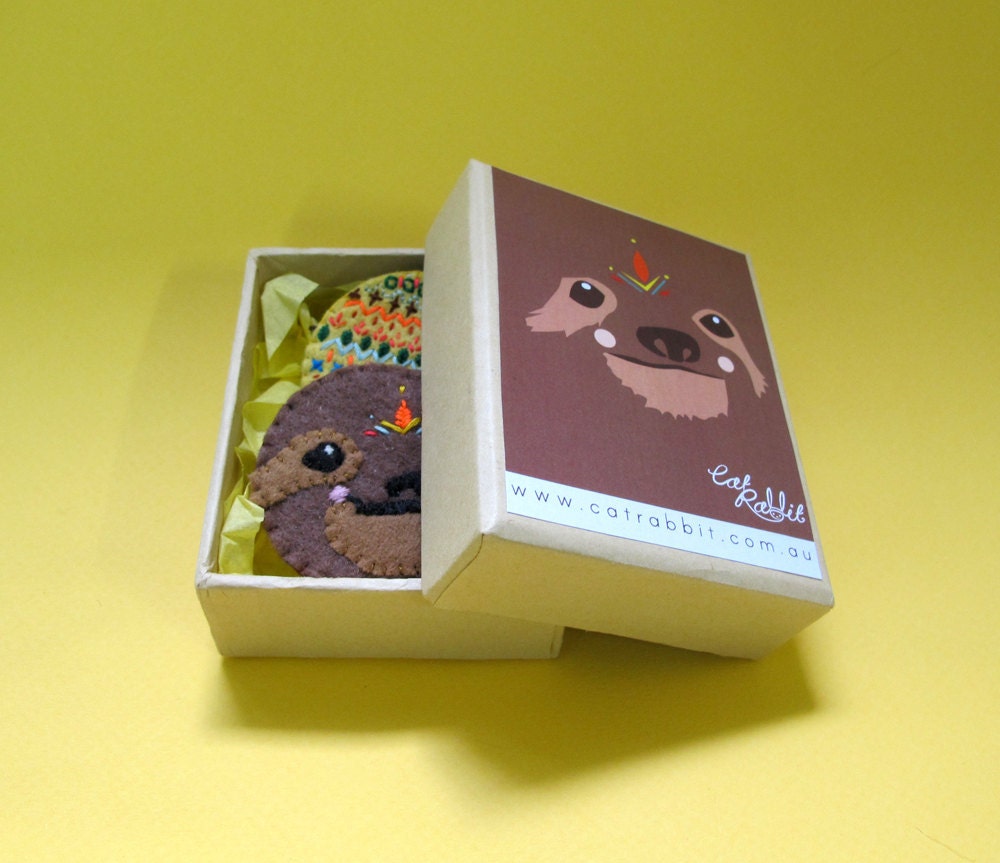 Embroidered Sloth Chain Brooch