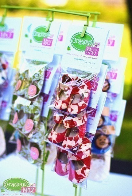 Rosebuds in Pink - Maryjane