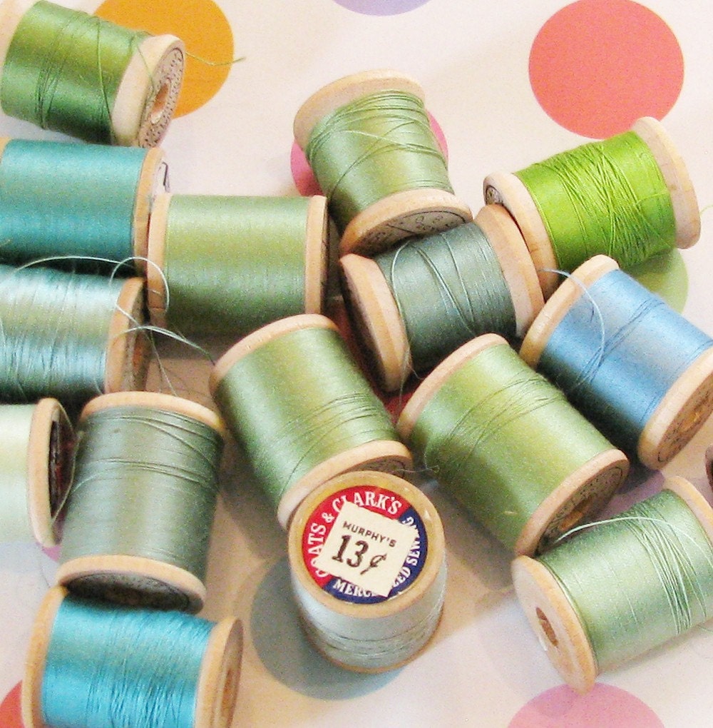 Blue Green Dream..Beautiful Vintage Thread Spools