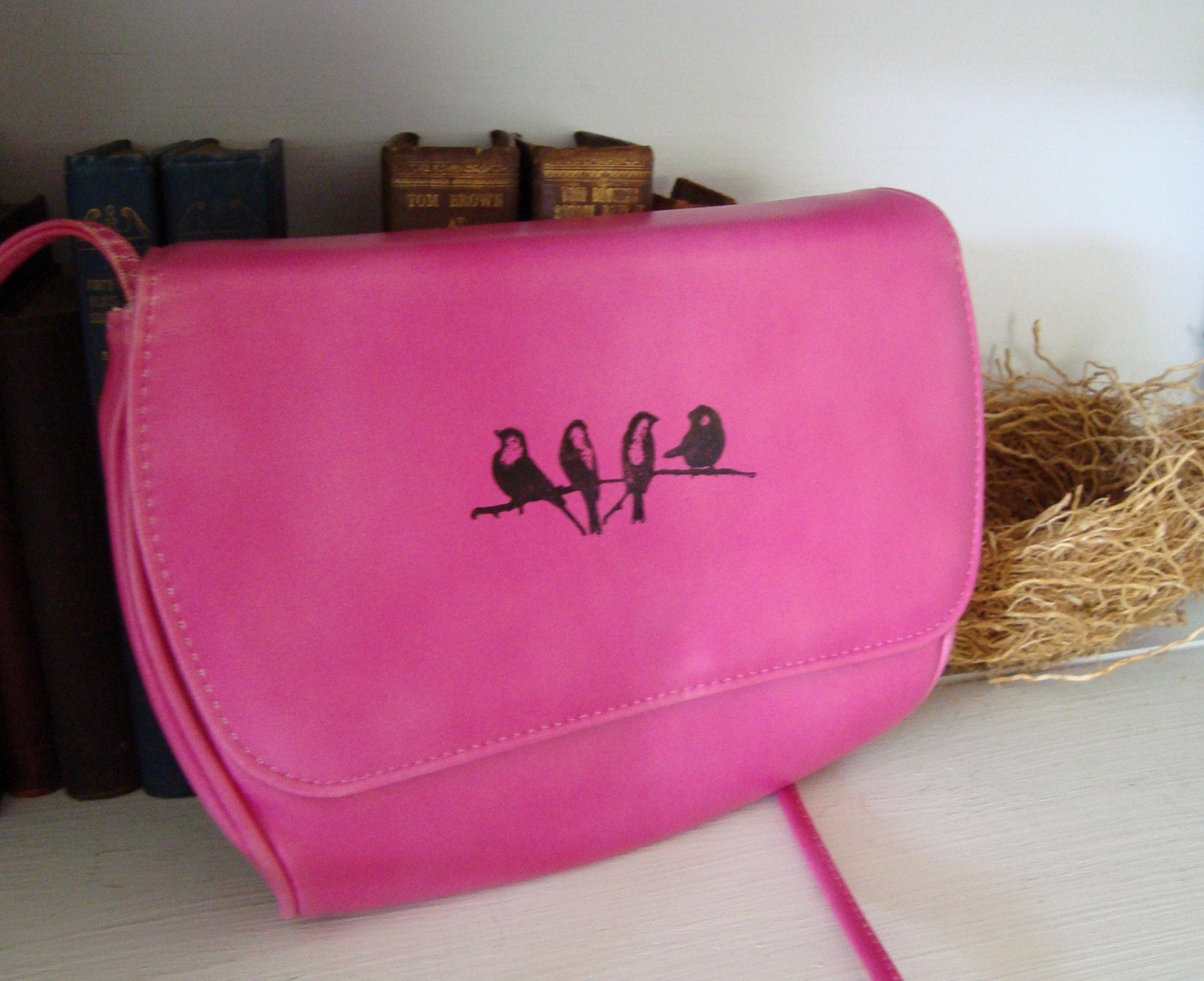 Vintage bubblegum PINK leather purse with hand printed birds