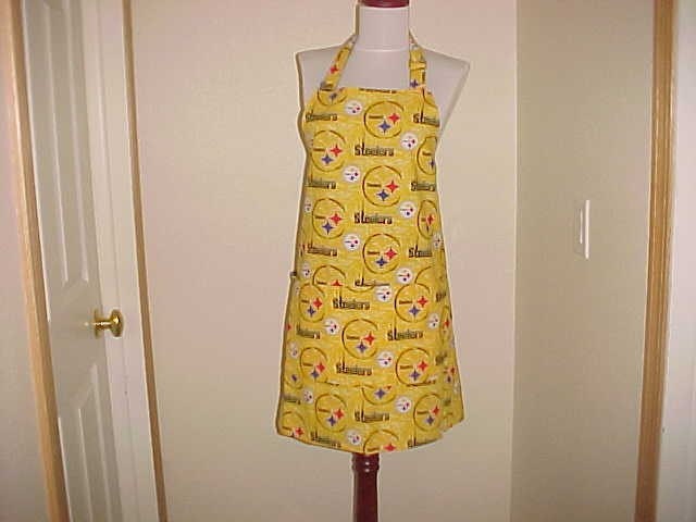 Full Apron Reversible Pittsburgh Steelers Print for Men and Women