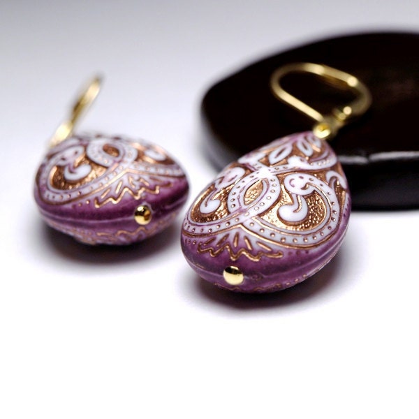 Large gold lilac acrylic plastic teardrop pod Earrings moroccan and vintage inspired