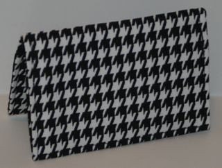 Black and White Houndstooth Business Card/Credit Card Holder