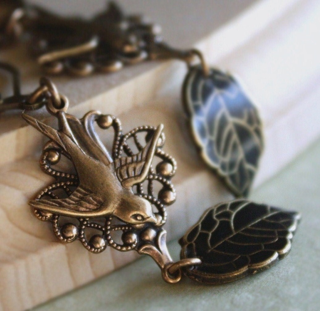Bird Earrings,leaf,autumn,fall,black,weddings,bridesmaid,filigree,bridal,victorian,earrings