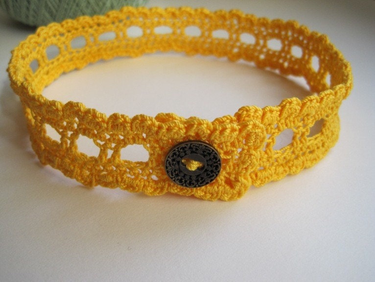 Golden Yellow Lace Band Collar with Brass Button