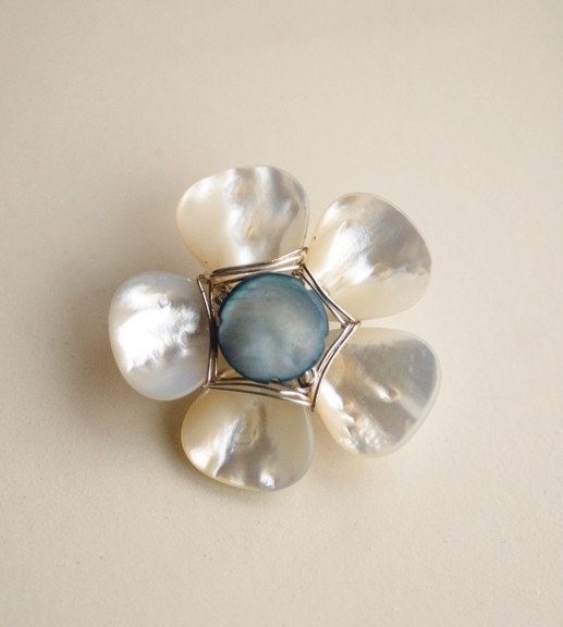 Mother Of Pearl Flower Pin