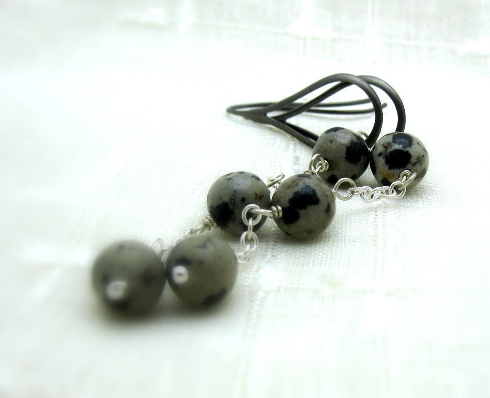 Dark Gray Long Dangle Earrings / Modern Gray Wire Wrapped Dangle Earrings / Minimalist / Cool / Urban / Charcoal